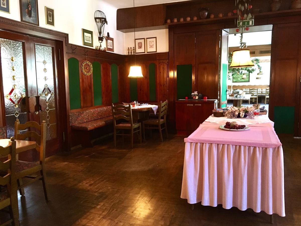 Apfelwirt Hotel Stubenberg Buitenkant foto