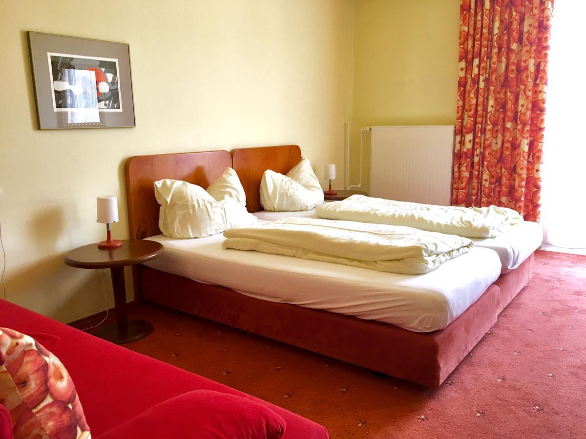 Apfelwirt Hotel Stubenberg Buitenkant foto