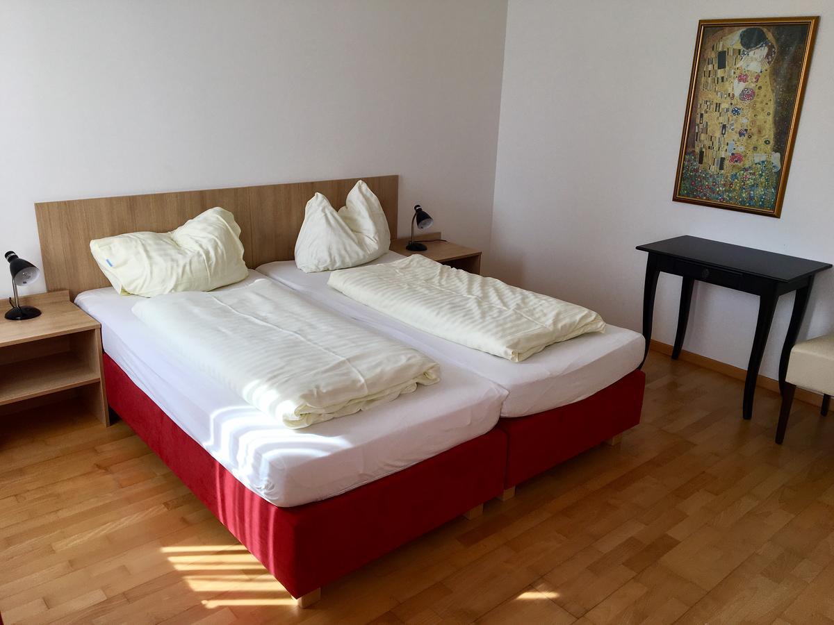 Apfelwirt Hotel Stubenberg Buitenkant foto